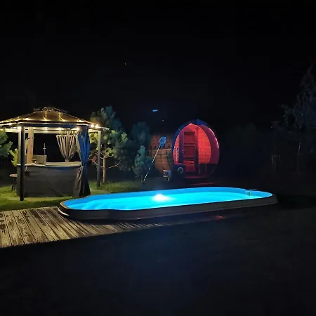 Caloroczny Dom Na Mazurach Wrzospa Z Jacuzzi Stare Juchy Exterior photo